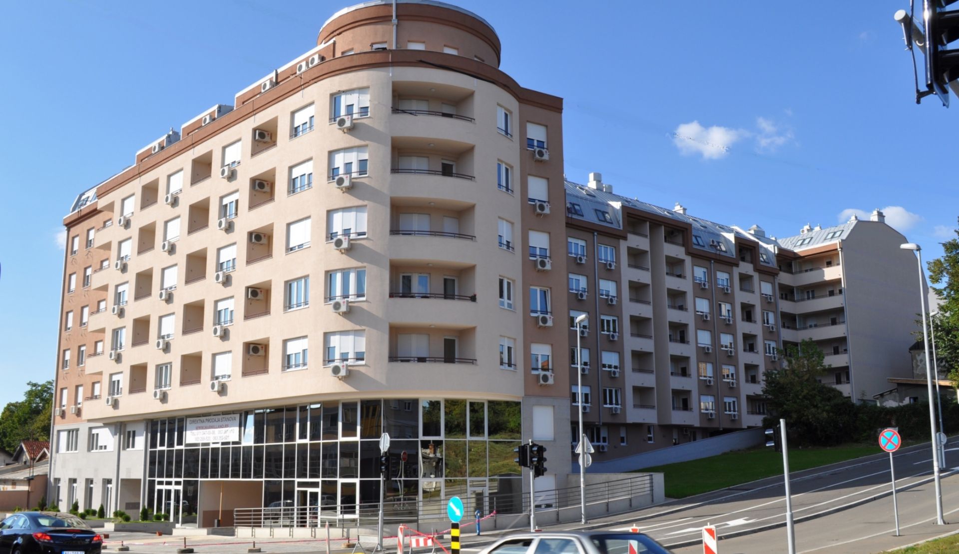 Parking mesta - Šumatovačka 124, Južni bulevar 83